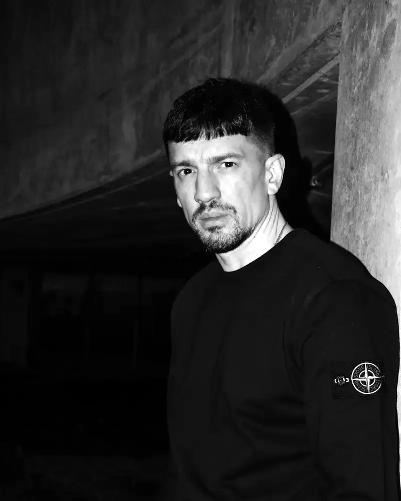 Sub Zero, press photo