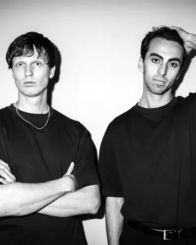 T & Sugah, press photo