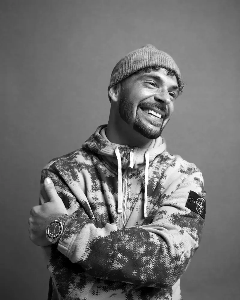 Turno, press photo