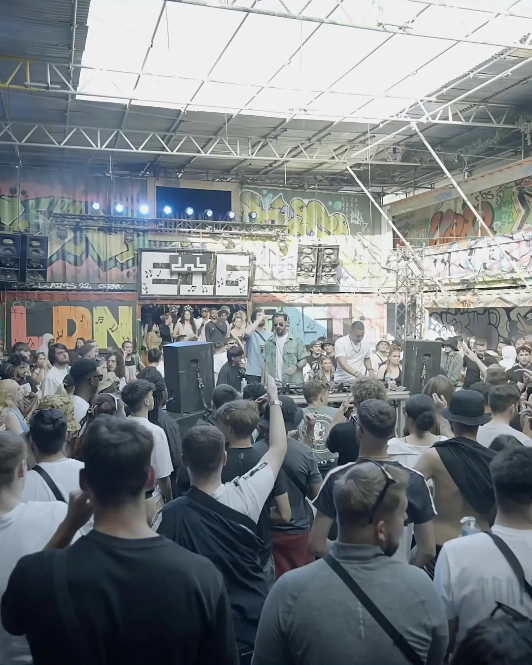 DnB Allstars Festival Pop-Up: daylight pop-up with a packed crowd under the glass roof