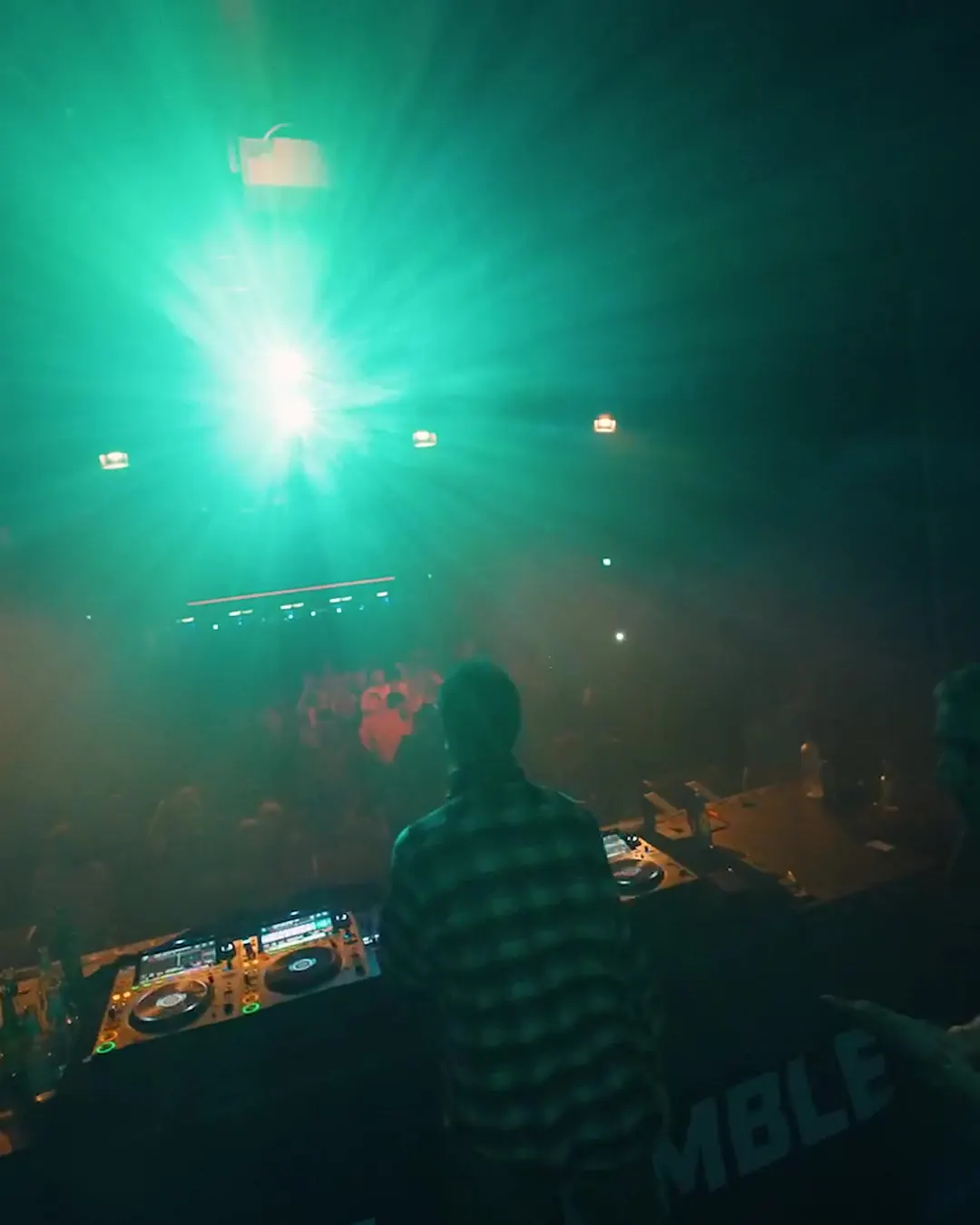 DnB Allstars: Germany: green light burst over the Heidelberg booth
