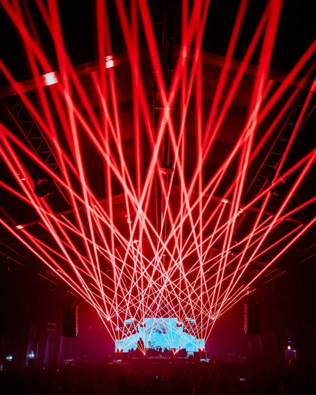 DnB Allstars x 30Hz: Amsterdam Weekender: Huge red laser fan erupting over stage, bold and graphic